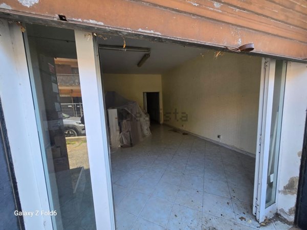 bivano in vendita a Roma in zona Dragona/Bagnoletto