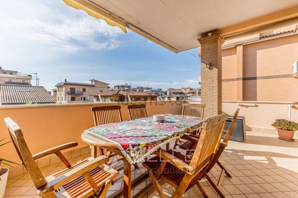 appartamento in vendita a Roma in zona Dragona/Bagnoletto