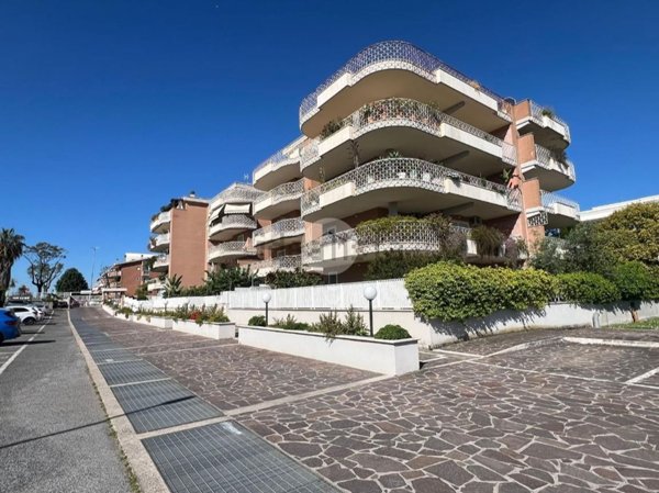 appartamento in vendita a Roma in zona Mezzocammino