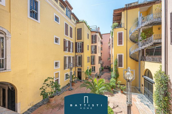appartamento in vendita a Roma in zona Campo Marzio