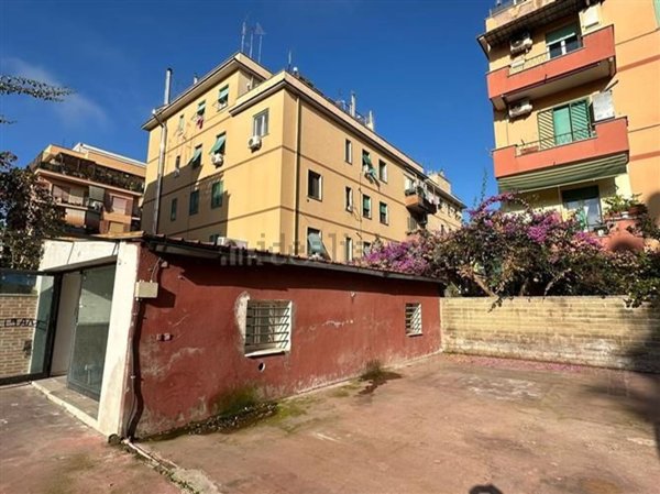appartamento in vendita a Roma in zona Prenestino-Centocelle
