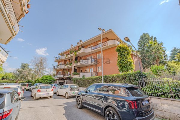 appartamento in vendita a Roma in zona Collatino