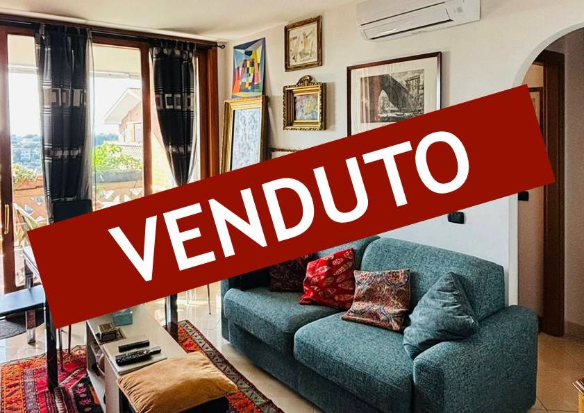 appartamento in vendita a Roma in zona Giardini di Corcolle