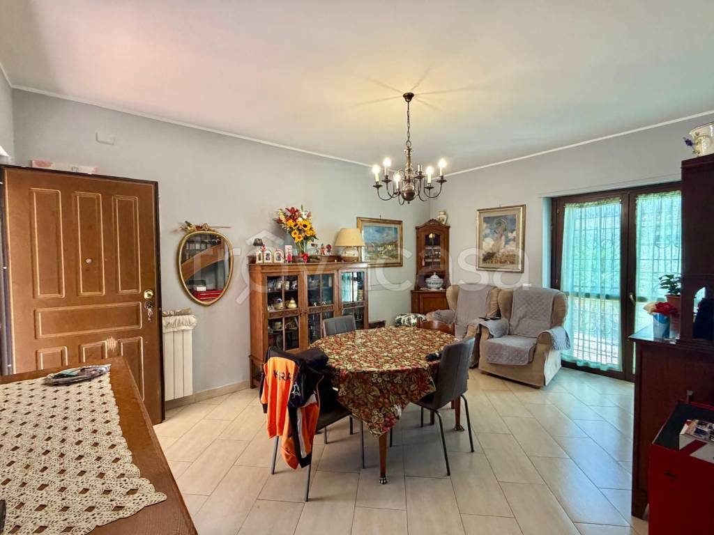 casa indipendente in vendita a Roma in zona Castelverde