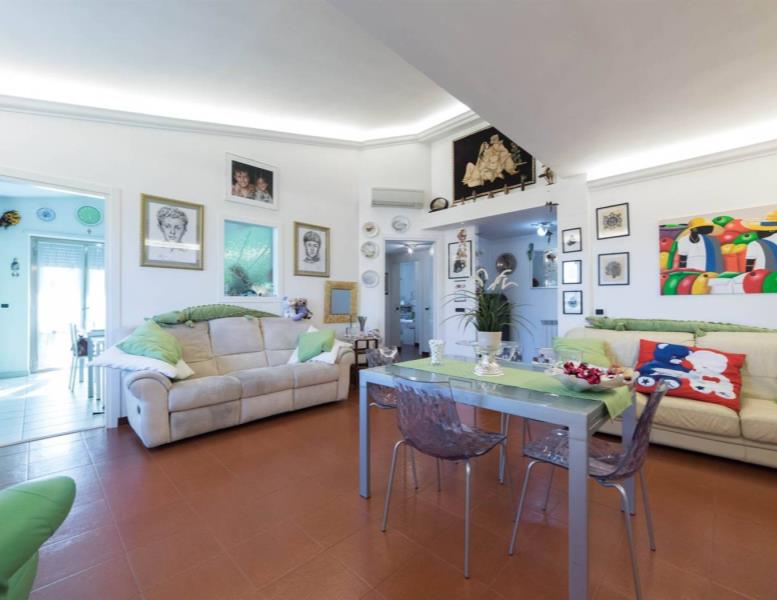 appartamento in vendita a Roma in zona Acilia