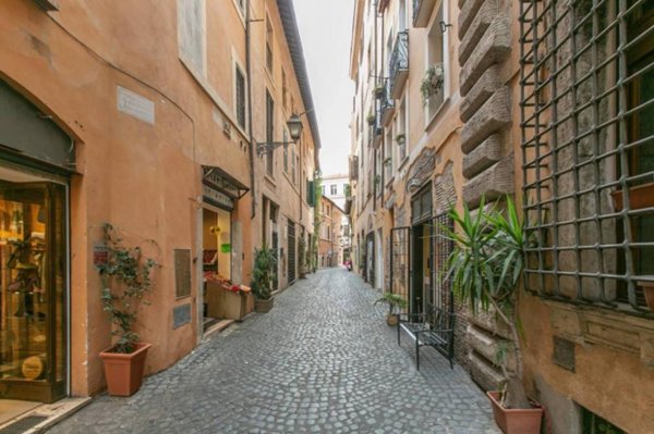 appartamento in vendita a Roma in zona Centro Storico