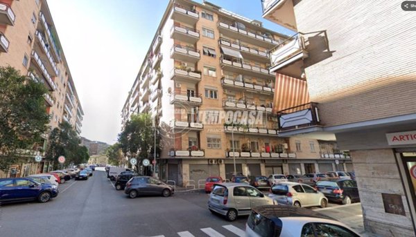 negozio in vendita a Roma in zona Monte Sacro/Talenti