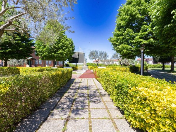 appartamento in vendita a Roma in zona Ponte di Nona