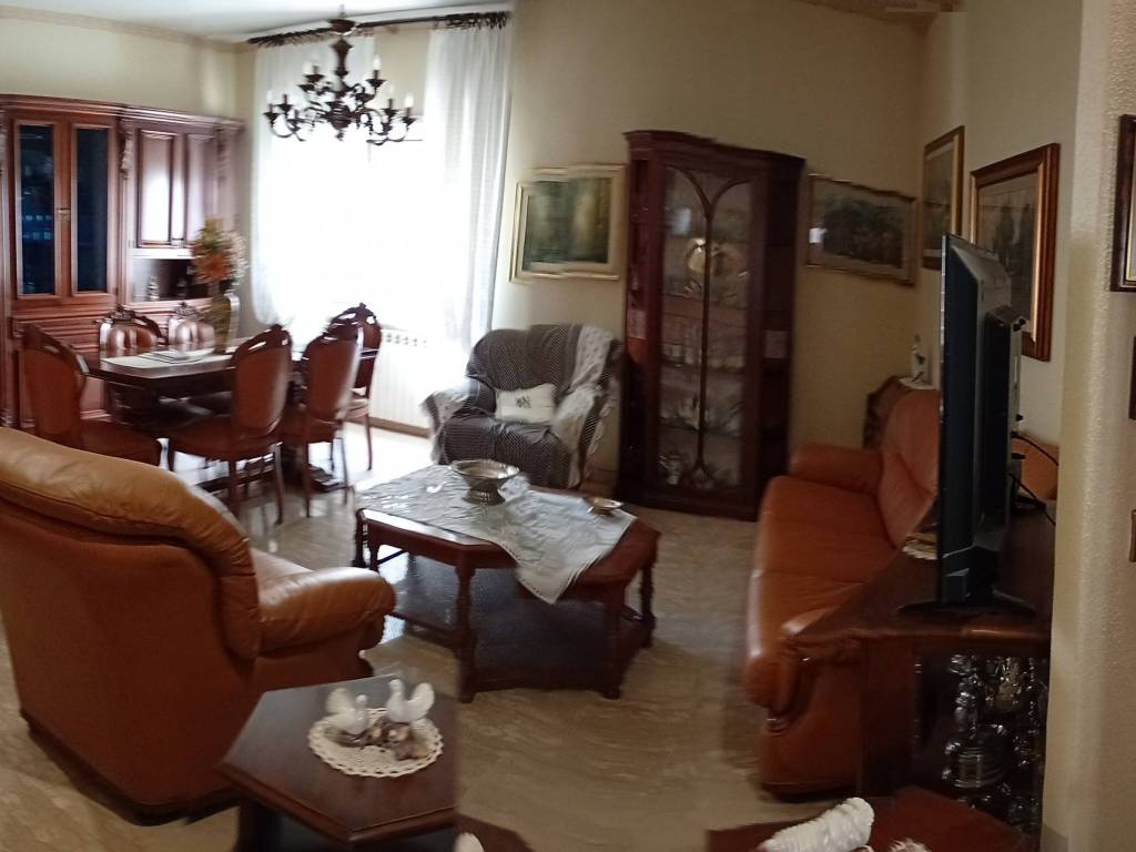 appartamento in vendita a Roma in zona Torre Maura