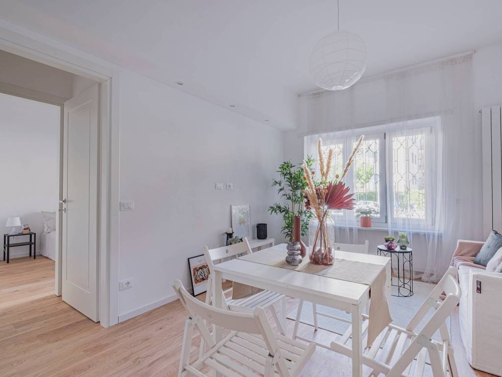 appartamento in vendita a Roma in zona Ostiense