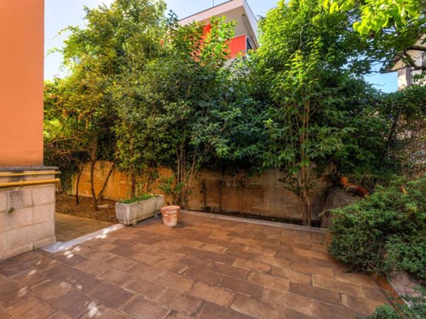 appartamento in vendita a Roma in zona Gianicolense