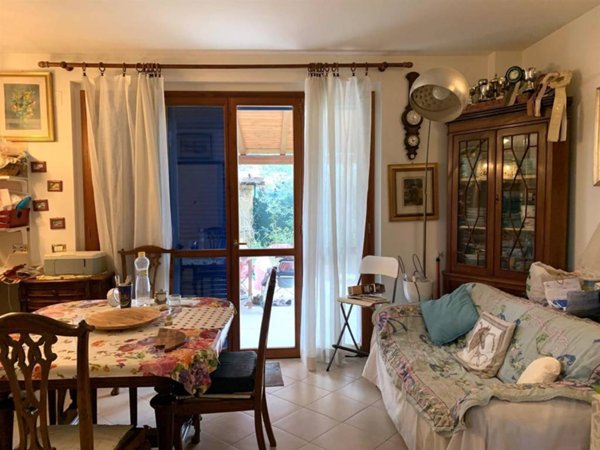 casa indipendente in vendita a Roma in zona Acilia