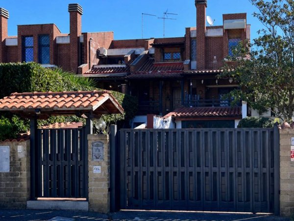 casa indipendente in vendita a Roma in zona Olgiata