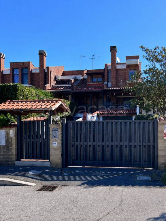 casa indipendente in vendita a Roma in zona La Storta