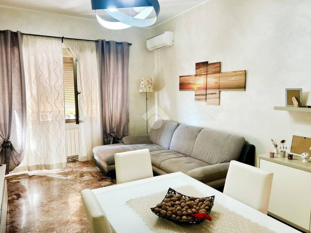 appartamento in vendita a Roma in zona Monte Sacro/Talenti