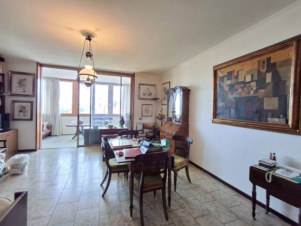 appartamento in vendita a Roma in zona Giuliano Dalmata