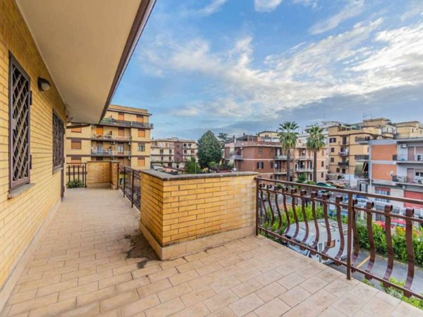 appartamento in vendita a Roma in zona Tor Vergata/Torrenova