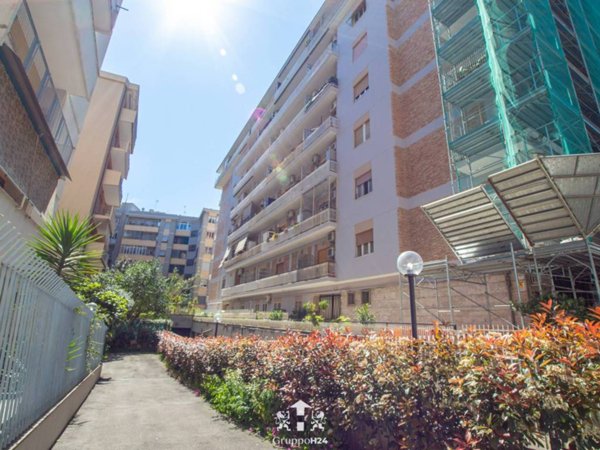 appartamento in vendita a Roma in zona Cinecittà