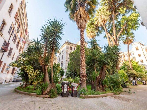 appartamento in vendita a Roma in zona Testaccio