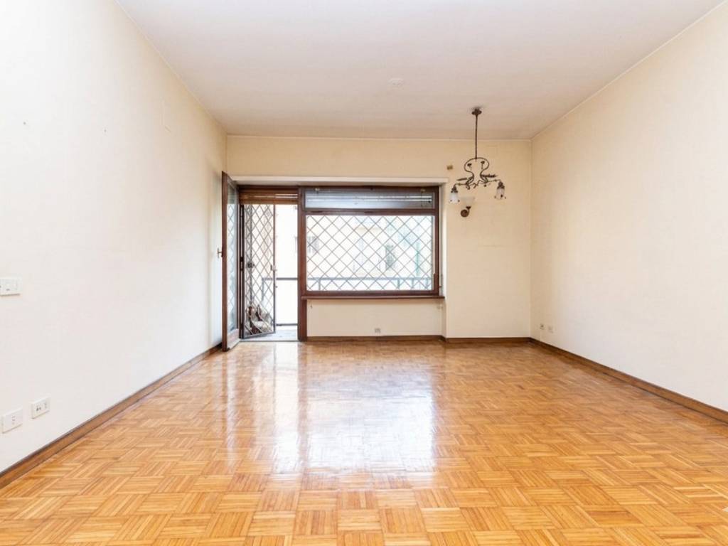 appartamento in vendita a Roma in zona Della Vittoria