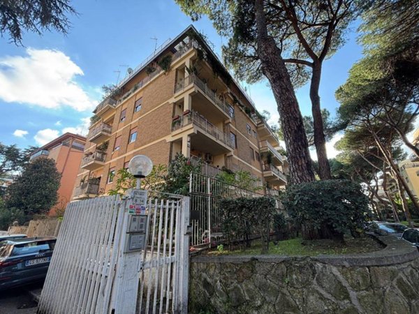 appartamento in vendita a Roma in zona Tor di Quinto