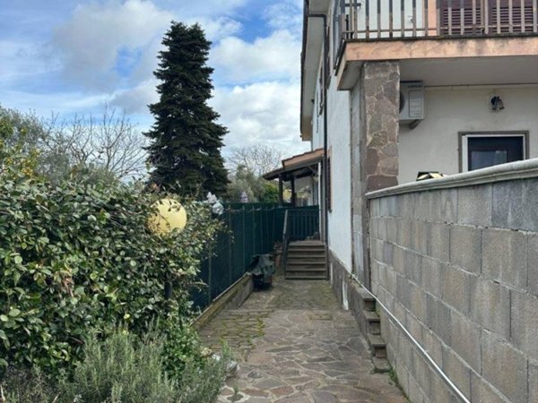 appartamento in vendita a Roma in zona Trigoria