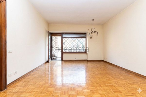 appartamento in vendita a Roma in zona Tor di Quinto