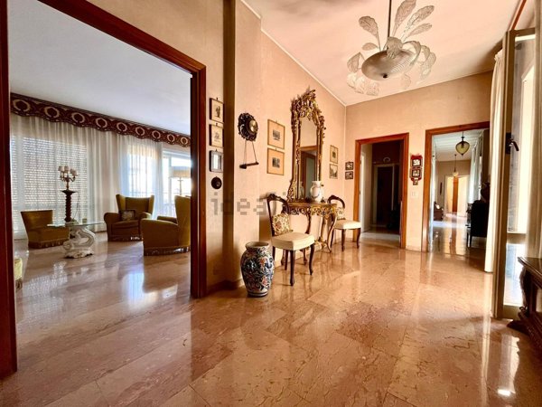 appartamento in vendita a Roma in zona Gianicolense