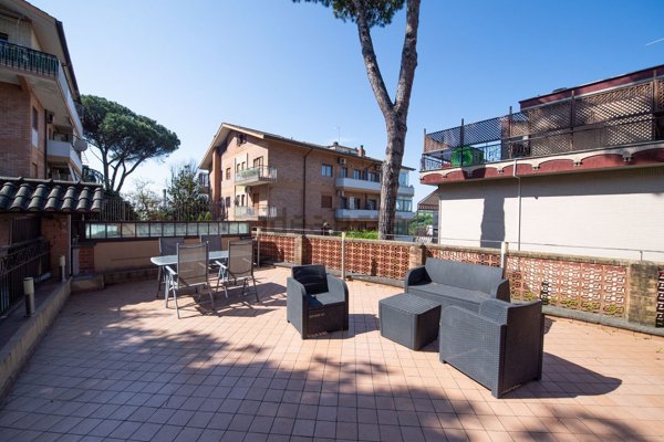 appartamento in vendita a Roma in zona Tor di Quinto