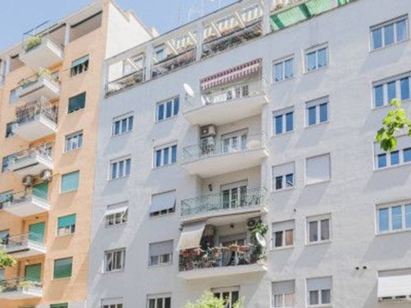 appartamento in vendita a Roma in zona Nomentano