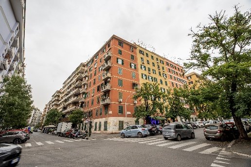 appartamento in vendita a Roma in zona Tuscolano