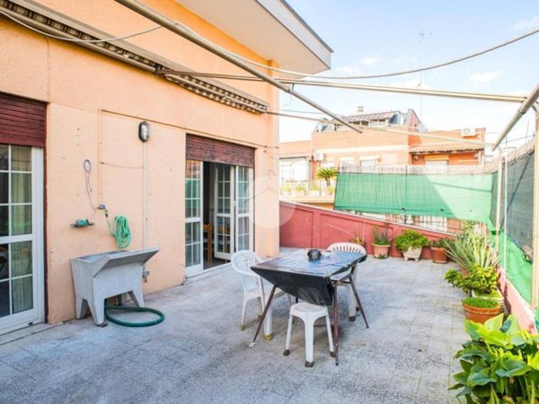 appartamento in vendita a Roma in zona Gianicolense