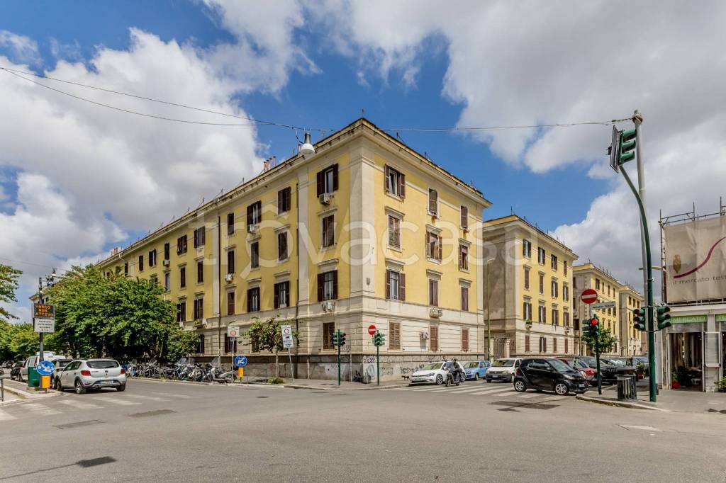 appartamento in vendita a Roma in zona Testaccio