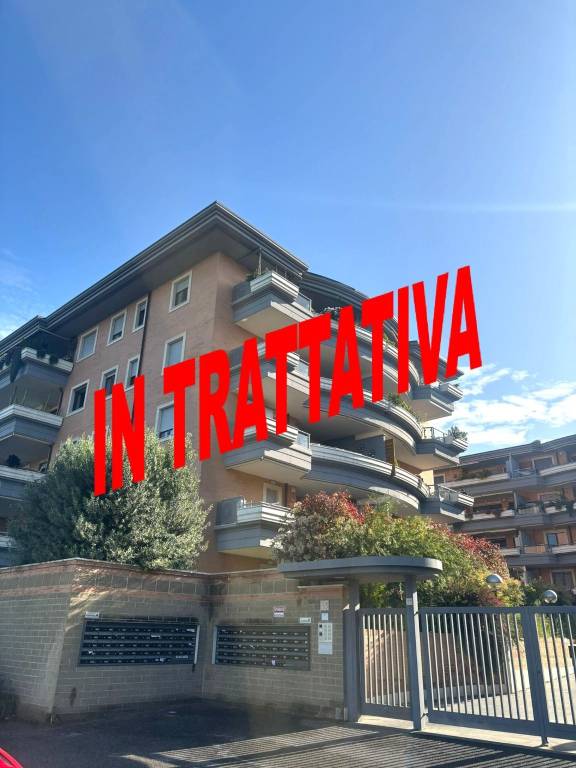 appartamento in vendita a Roma in zona Appio Latino