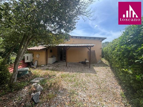 casa indipendente in vendita a Roma in zona Castel di Guido