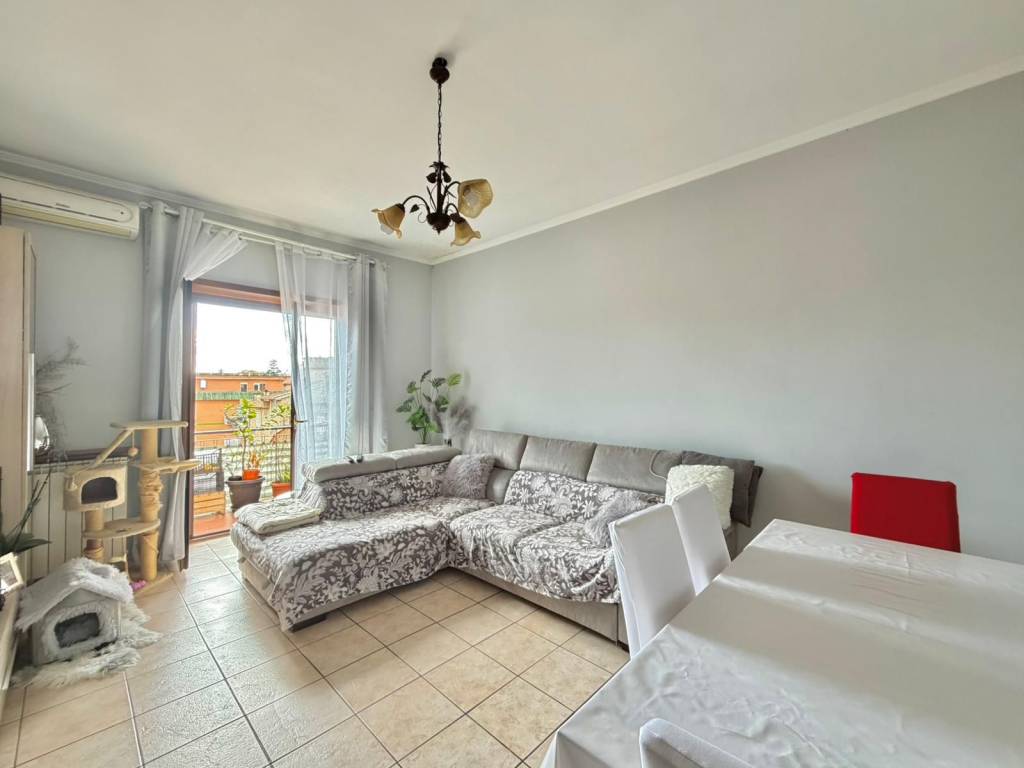 appartamento in vendita a Roma in zona Massimina/Casal Lumbroso