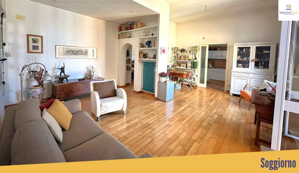 appartamento in vendita a Roma in zona Tuscolano