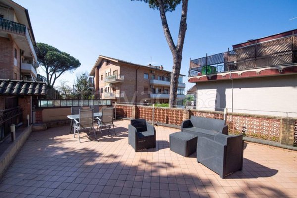 appartamento in vendita a Roma in zona Tor di Quinto