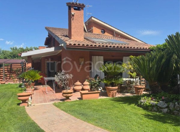 casa indipendente in vendita a Roma in zona Olgiata