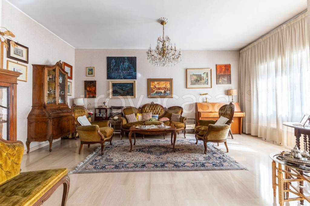appartamento in vendita a Roma in zona Aurelio