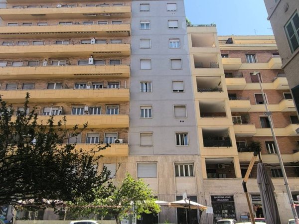 negozio in vendita a Roma in zona Nomentano