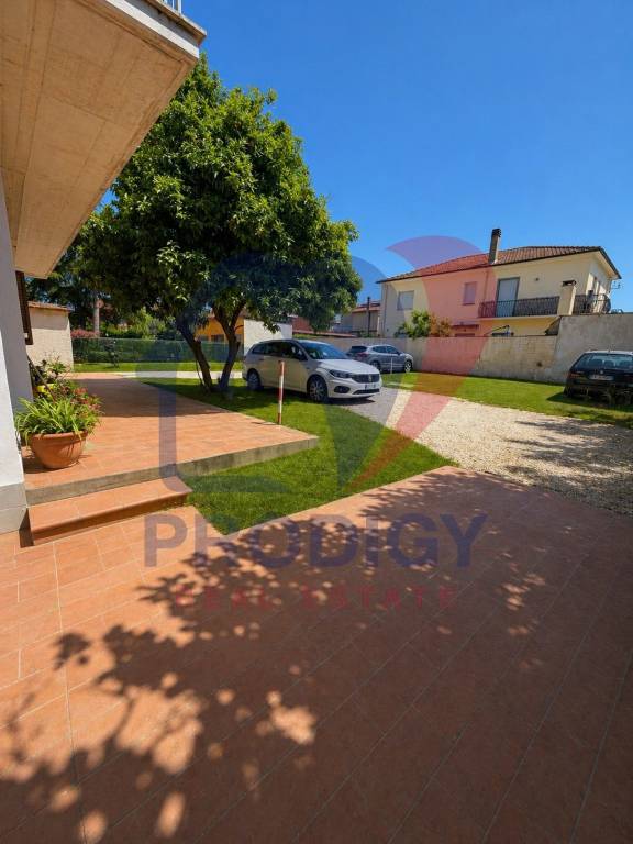 appartamento in vendita a Roma in zona Casal Morena