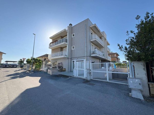 appartamento in vendita a Roma in zona Castelverde