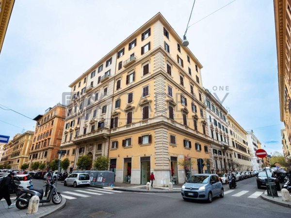 appartamento in vendita a Roma in zona Rione Prati