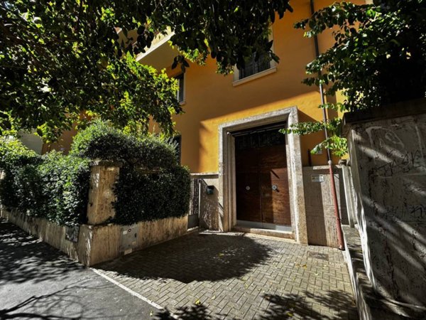 appartamento in vendita a Roma in zona Della Vittoria