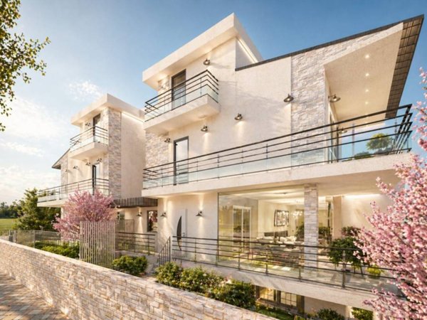casa indipendente in vendita a Roma in zona Finocchio