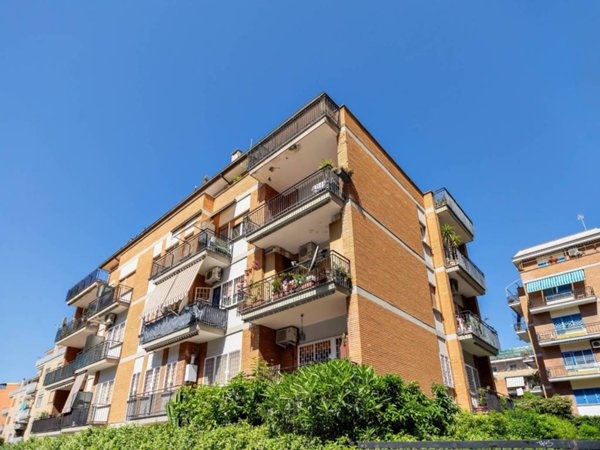 appartamento in vendita a Roma in zona Primavalle