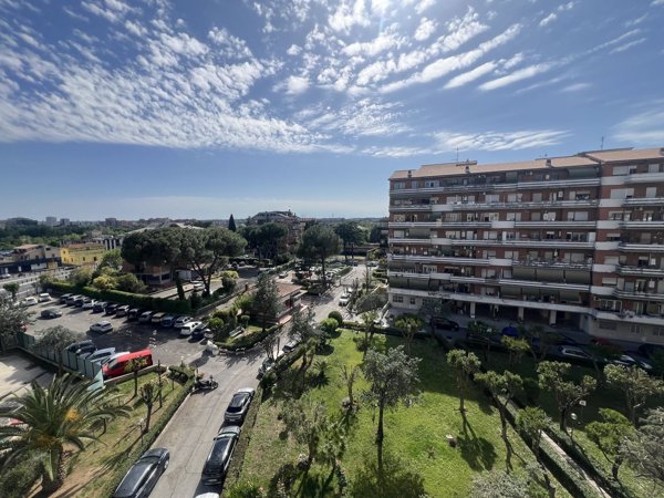 appartamento in vendita a Roma in zona Ponte Mammolo