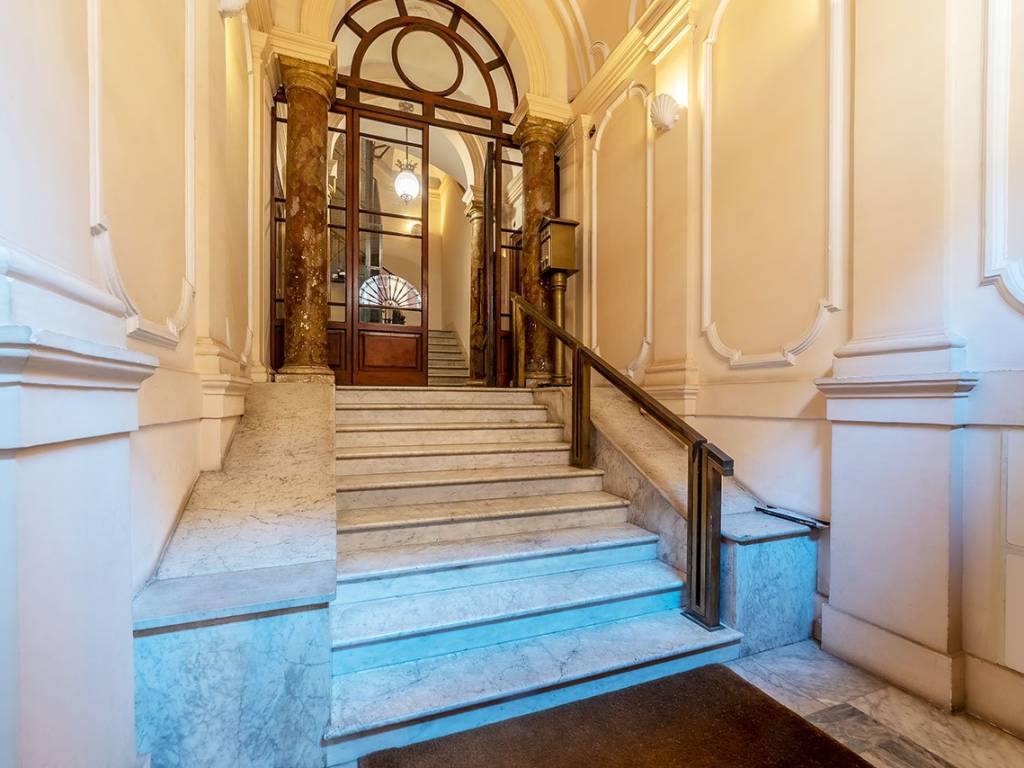appartamento in vendita a Roma in zona Ludovisi/Sallustiano