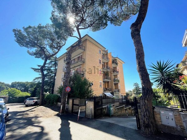 appartamento in vendita a Roma in zona Primavalle